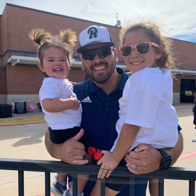 Former Division I-FCS DLine coach, DC/LB coach @ Cy Ridge, Dad to Aubrey and Isabella, Husband to Megan