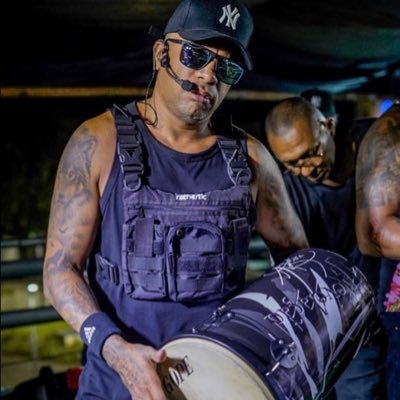 Percussionista | Músico | @revelacaoficial https://t.co/jBh5qDPfPq