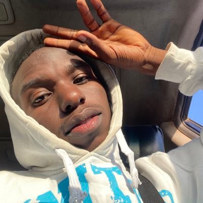 Bemi_Robinson's profile picture. YouTuber,
God first 🙏,
Blogger💻,
BR Eentertainment TV