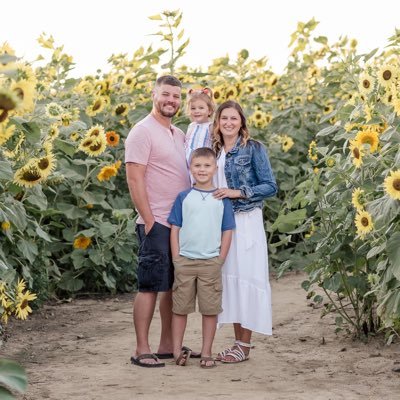 K_Sellers88's profile picture. Living that Dad life!