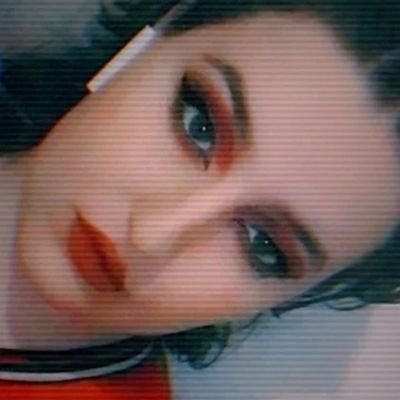 butBBisnotbig's profile picture. She/He/They
20 yo
passive agressive