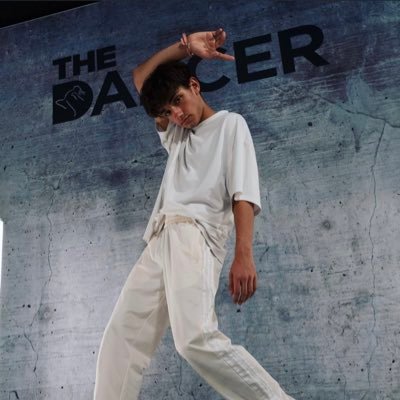 danseur 🫶🏼 prof à IDdanse ❤️ compagnie la MBDC ✨ candidat de the dancer 🥰