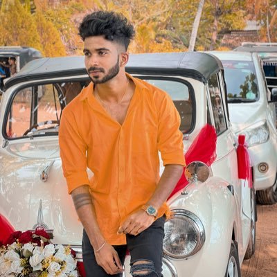 Adthi116616911's profile picture. 