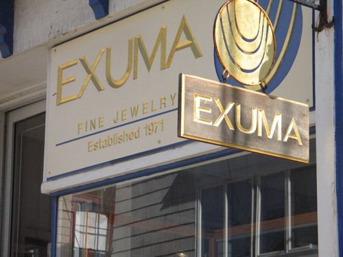 Exuma is a retailer and designer of fine jewelry, offering a wide selection of classic and modern designs. We also provide expert appraisals and repairs.