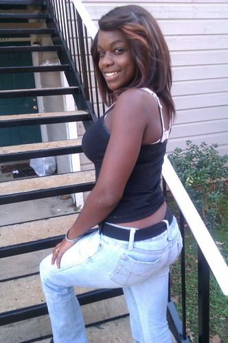 AprilWilliams5's profile picture. born April D. Hill but go by Juicee is a no Shyt take rule breaker n new to twitter....show me Wats fun