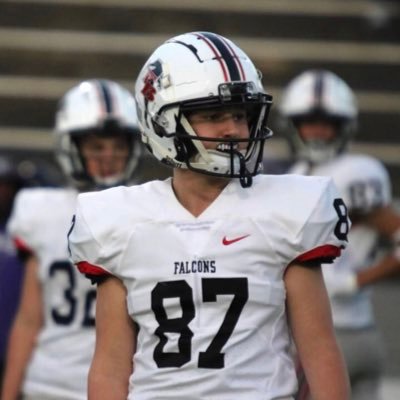 5’10 160 LB, TE Football/Tennis Hudl: https://t.co/ZHgvZrwbke