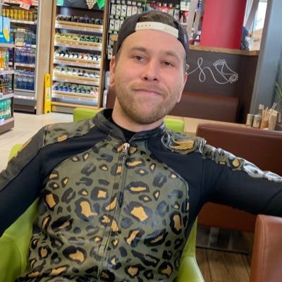 p0m3l0pack's profile picture. 