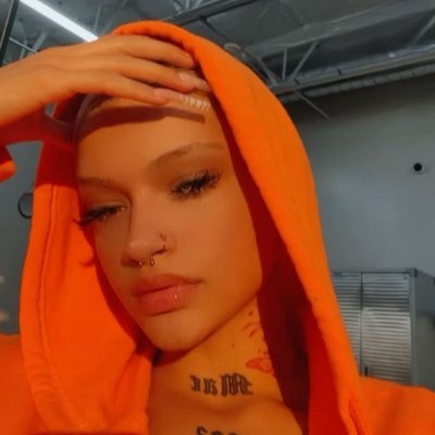 MR48991298's profile picture. A chamber of thought, reflected out into the world. 🤫 Accept my invitation to win cash on PayPal! https://t.co/kFxeUs5lcI