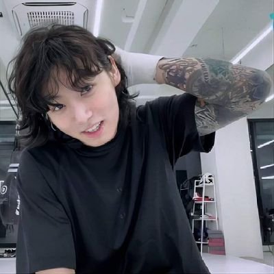 very unproductive writer craving for yoonkook interactions. please be nice | 🔞 content, NO MINORS.
https://t.co/As8Y8YpV0U