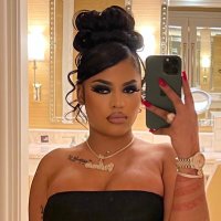 chanel chanel✨ (@keeepinupwitme) 's Twitter Profile