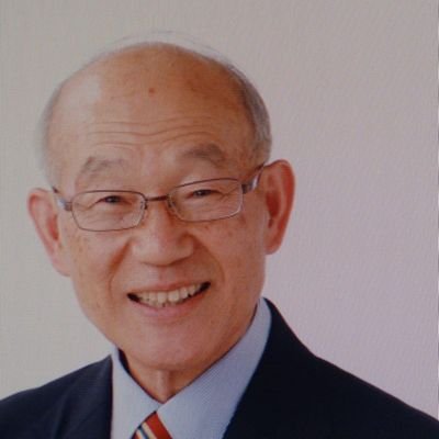 日本共産党岩国市議会議員 萩市出身 山口大学教育学部卒 中学校理科教師 由宇、本郷、河内、川下、平田、麻里布中で勤務 退職後 玖珂、岩国、周東で非常勤講師 岩国市通津在住 岩国原水協事務局長 元岩国科学センター指導員  趣味は、ジャズ、オーディオ、メダカ、自転車、スポーツ全般、野菜づくり　多彩です