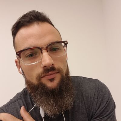 Reusmy's profile picture. - DevOps Engineer ⚙
- DevSecOps 🛡
- Bachelor's degree in cybersecurity 👮🏽‍♂️