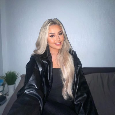 Jxssicasxmpson's profile picture. https://t.co/trxcQkLxv8