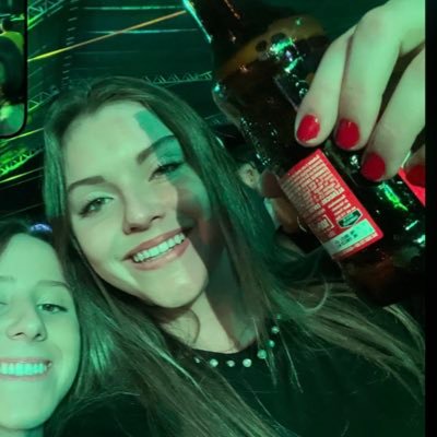 SophiaDoebber2's profile picture. quem não faz acontecer, vê acontecendo