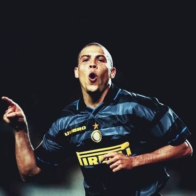 nazairoR9's profile picture. Galatasaray konusu oldumu karıyı da satarım bilmemneyide satarım herkesi satarım

yan hesap 👉 @drose1chicago0