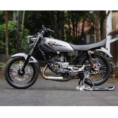 Ryan21243's profile picture. 