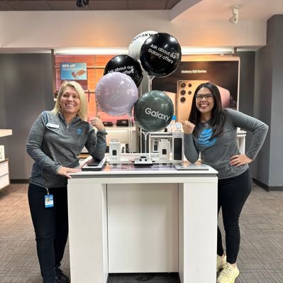 AT&T Employees. Having Fun- Making Moves- Serving our customers for the Best Experience Possible! Our opinions are our own.