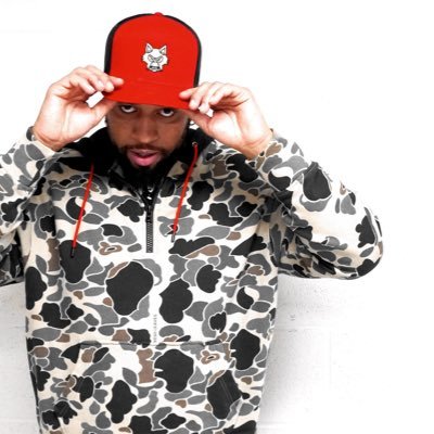 Human Beatbox Artist/Producer/Arts Educator Instagram: @mrkillabeatz Snapchat: mrkillabeatz