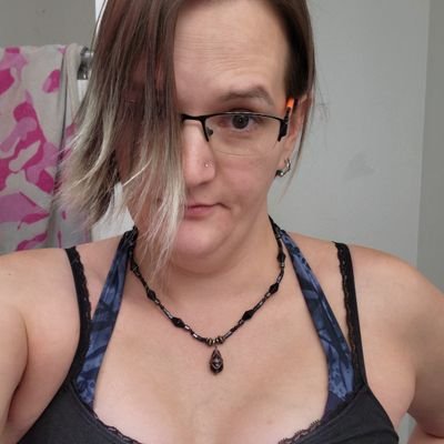 She/Her Magic the Gathering player and content creator. I play and make EDH and PDH content on Twitch