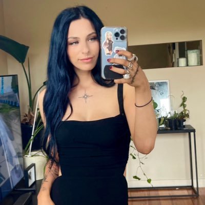24| 18+ creator! payment through beemit. will provide a verification pic/vid upon request