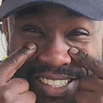 LordKwezi's profile picture. Proudly African.
chutzpah