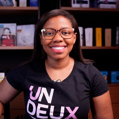 ⚠️Perfil com opiniões pessoais
🙋🏾♀️ Cristã | RJ🛫SP📍
👩🏾💻 Youtuber Tech (+45K)
💻 Ex @canaltech
📽️Apresentadora @intelbrasil @TudoCelular