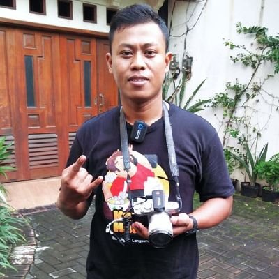 Saya adalah seorang Food Vloger, jika ingin mencari informasi Kuliner Nusantara silahkan klik link : https://t.co/YjuJLToBrh