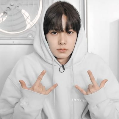 4ira_eun's profile picture. allo