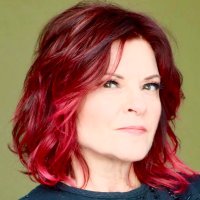 .(@rosannecash) 's Twitter Profile Photo