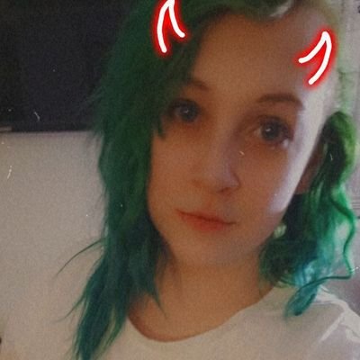 SpoookySquirrel's profile picture. A little cryptic creature trying to live in the human world

I love me some spooky shit with cute sprinkled on top ☠️👻