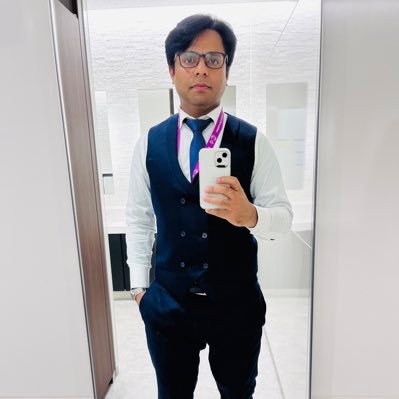 zafarhayatdogar's profile picture. An automotive engineer🛠. A pair of Lungs, A brain and Heart, That’s me for you😎