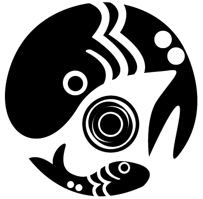 sacanaace's profile picture. スキなものだけ、ステキなものだけ。ケラケラとケセラセラ。音楽、映画、バイク、ボードゲーム、写真好きのロシア人だと思ってる日本人編ロシア集者。論争しませんユーウィンです。フォローするだけ無駄です。乗機は2008年空冷スラと2015年Ace125。アイコンは三匹のおさかなです。三匹目は見つけられました？