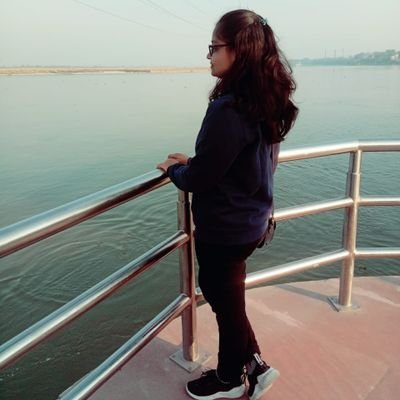 Obliviate_97's profile picture. Navigating through life | An INFP