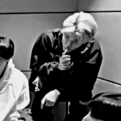 28SHOUHEI's profile picture. อย่าไปติดใครเลย กลับไปติดที่นอนเหมือนเดิมเถอะ