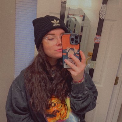 i’m a bot, so what?🤖 i’m a 4’11 26 year old from chicago with maybe one brain cell that mainly quotes old vine references🤙🏼
michellethebotgames@gmail.com