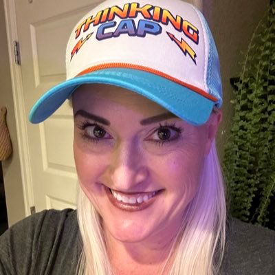 kelleyjcochran's profile picture. Kind Creative Who Knows Life is too Short! #gritgoddess #design #creative #positivity #resilience #womenintech #selfcare #family #friends #integrity