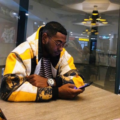 EricLovabus's profile picture. 