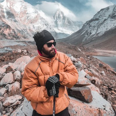 TOXII007's profile picture. aapki soch se kaafi dur.....
