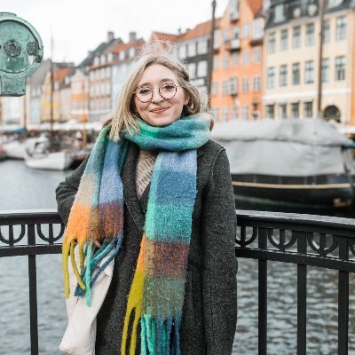 alice | 27 | christian | content creator | bookish being | she/her | I talk about eurovision and tennis a lot