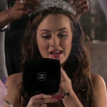 beatrizestuda's profile picture. tentando conciliar leitura e estudos | #studytwt 🩰