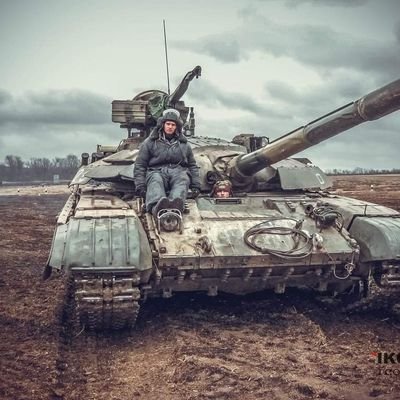 Twitter page of the private FB group with more than 13k members exploring military equipment of conflict in Ukraine from 2014. onwards.