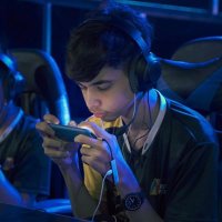 Mids (@__mids__) 's Twitter Profile