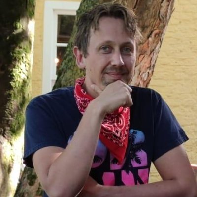 Lokal-Journalist
Liebhaber von Büchern, Games, Theater, Hörspielen und Biersorten, die keine Wurzeln in Pilsen haben.