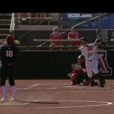 Wisco/Illinois softballers - current, former and futures #MIDWESTBABY #LETSGETTOIT