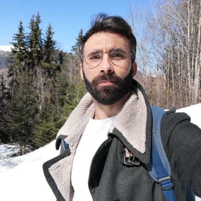 Égaré dans la vallée infernale. Vous avez appelé le bureau du bonheur, ne quittez pas 🇫🇷🇪🇺🏳️🌈