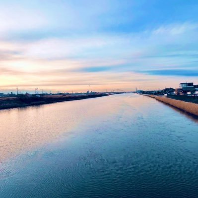 ゆっくりのんびり楽しむ。読書をしたり自転車でお散歩しながら風景写真を撮ったりしています📚🚴‍♂️📸フォローお気軽にどうぞ。お金ばら撒き❌鍵垢さんはフォローできません。