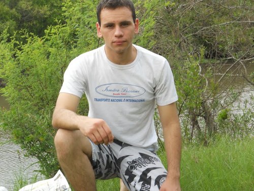 roldan_diego's profile picture. O tempo de Deus, nao tem hora, nem data, ele simplismente acontece no momento certo...