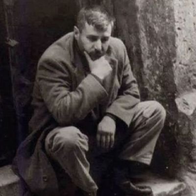 cinayetvarla's profile picture. 