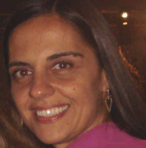 Servidora Pública da Secretaria de Estado de Saúde do Rio de Janeiro, Inspetora da Superintendência de Vigilância Sanitária.