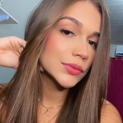 PaulaAnnielly's profile picture. .